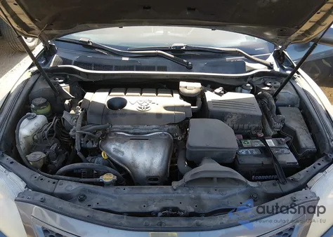 2010 Toyota Camry Se z USA, uszkodzony, nr VIN 4T1BF3EK3AU079530